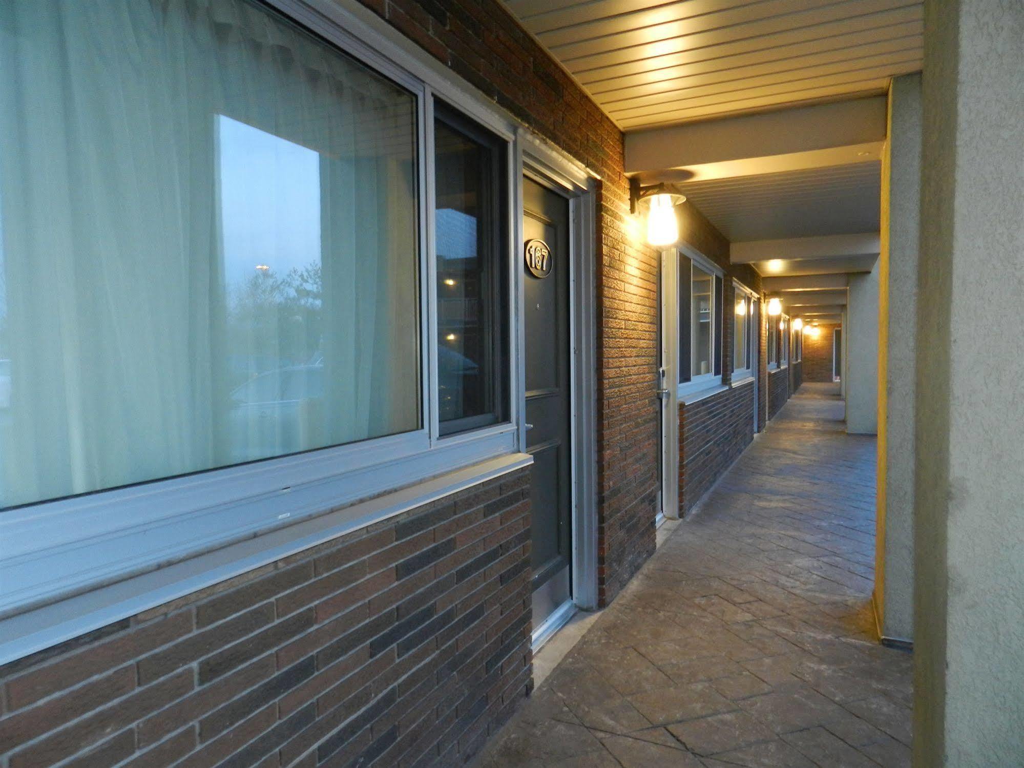 Capri Inn Sainte-Catherine Eksteriør billede